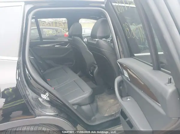 5UX63DP09N9M13678 2022 BMW X3 - Image 8