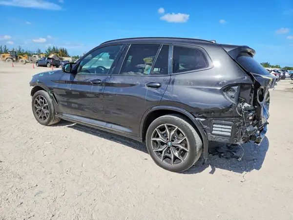 5UX83DP00N9J43247 2022 BMW X3 - Image 2