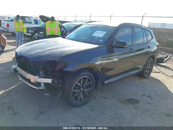 5UX83DP00N9K54042 2022 BMW X3 - Image 2