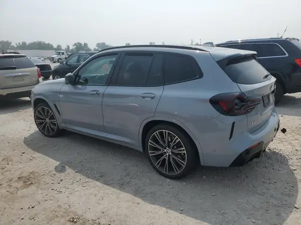 5UX83DP00N9M54936 2022 BMW X3 - Image 2