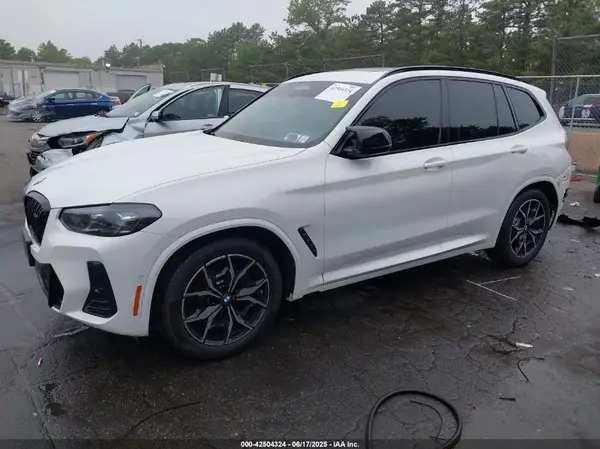 5UX83DP00N9M59957 2022 BMW X3 - Image 2