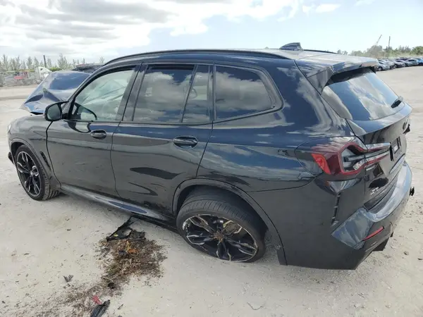 5UX83DP00R9U90969 2024 BMW X3 - Image 2