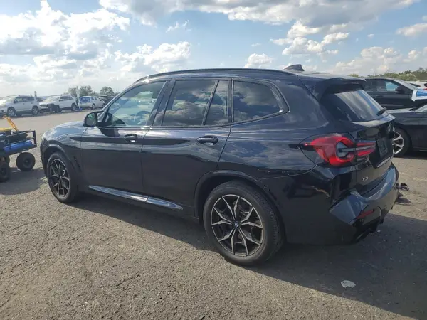 5UX83DP00R9V49745 2024 BMW X3 - Image 2