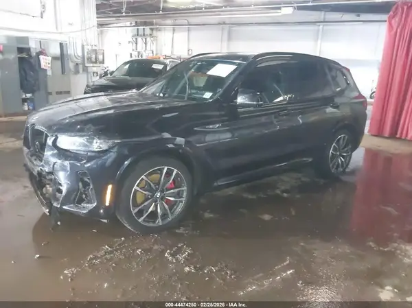 5UX83DP01N9K17811 2022 BMW X3 - Image 2