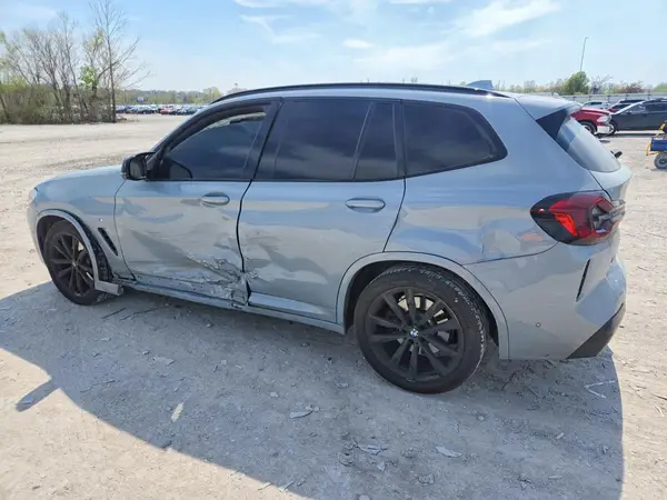 5UX83DP01P9P33878 2023 BMW X3 - Image 2