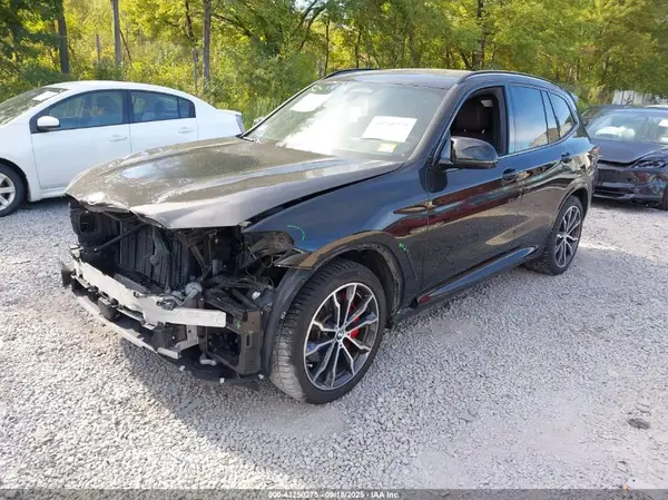 5UX83DP02N9K84109 2022 BMW X3 - Image 2