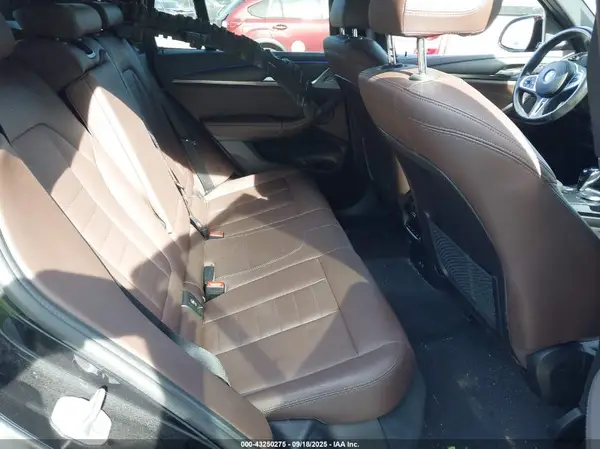 5UX83DP02N9K84109 2022 BMW X3 - Image 8