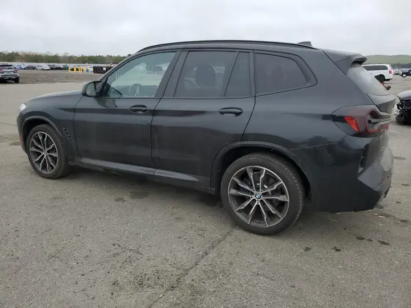 5UX83DP03N9J41024 2022 BMW X3 M - Image 2
