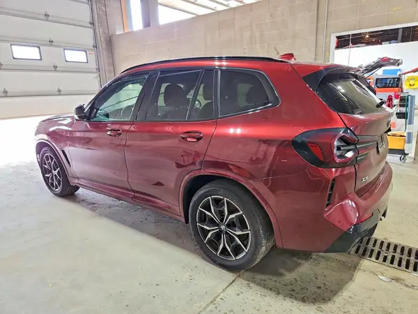 5UX83DP03R9U24612 2024 BMW X3 - Image 2