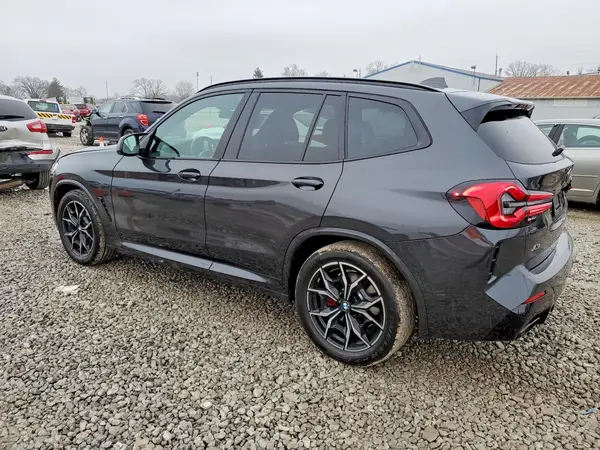 5UX83DP03R9V92640 2024 BMW X3 - Image 2
