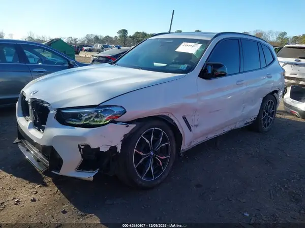 5UX83DP04N9K35610 2022 BMW X3 - Image 2