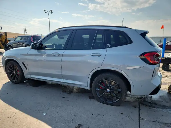 5UX83DP04N9M61811 2022 BMW X3 - Image 2
