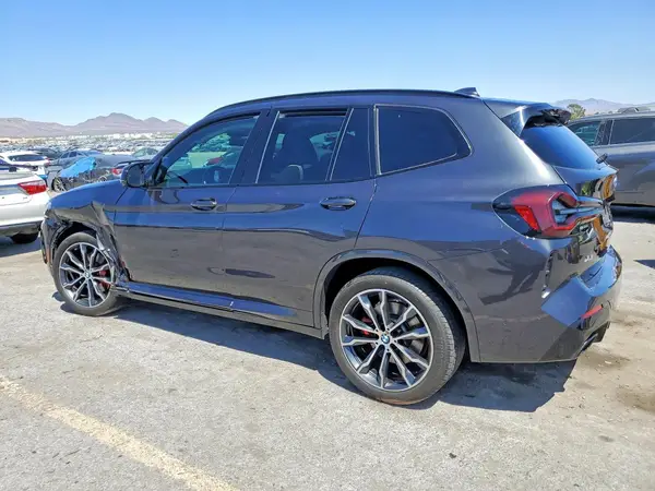 5UX83DP04N9N17407 2022 BMW X3 - Image 2