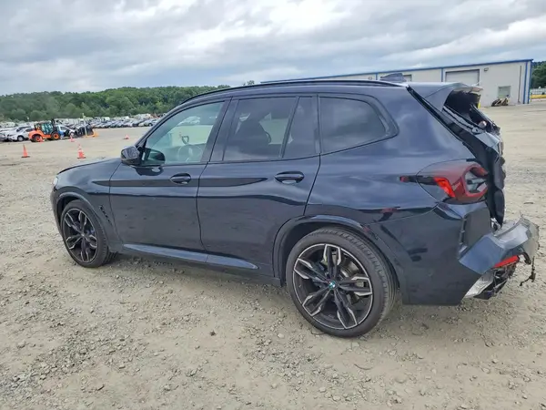 5UX83DP04R9X00859 2024 BMW X3 - Image 2