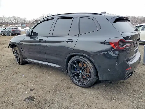5UX83DP05N9J40845 2022 BMW X3 - Image 2