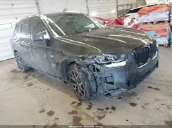 5UX83DP05P9N60110 2023 BMW X3