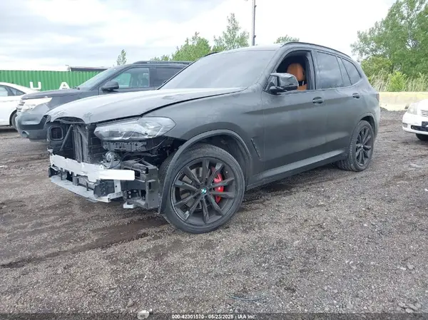5UX83DP05R9X37614 2024 BMW X3 - Image 2