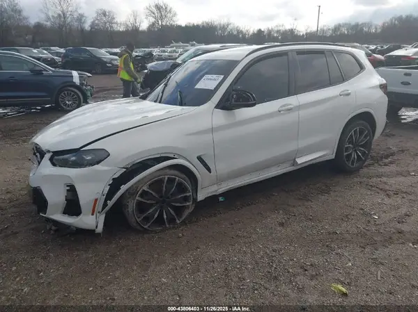 5UX83DP06N9K90138 2022 BMW X3 - Image 2