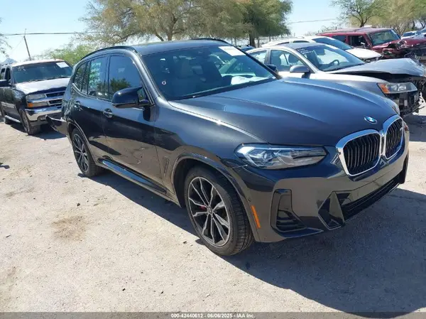 5UX83DP07N9J15204 2022 BMW X3 - Image 1