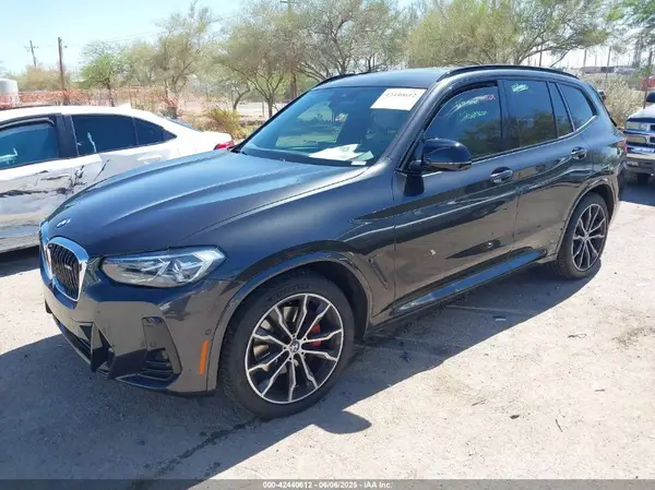 5UX83DP07N9J15204 2022 BMW X3 - Image 2