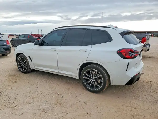 5UX83DP07N9J41737 2022 BMW X3 - Image 2