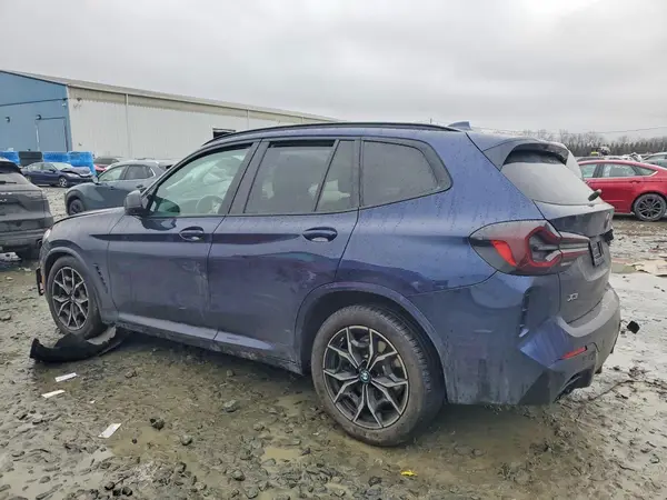 5UX83DP07N9K86356 2022 BMW X3 - Image 2