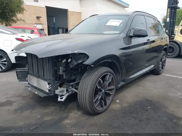 5UX83DP07R9X00743 2024 BMW X3 - Image 2