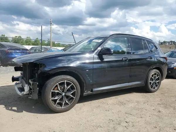 5UX83DP08N9J26325 2022 BMW X3 M - Image 1