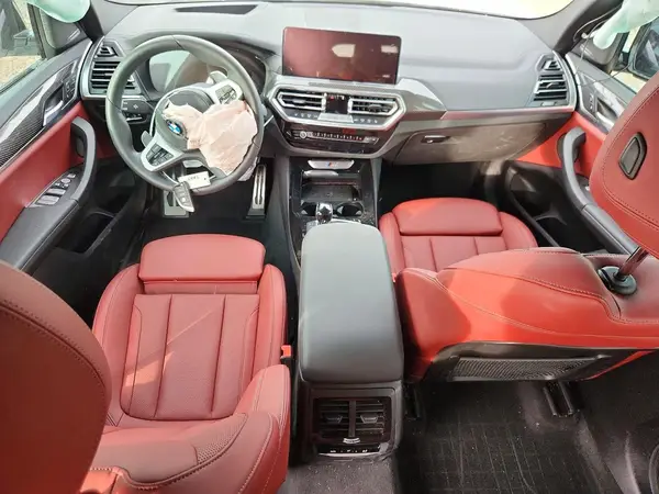 5UX83DP08R9X07684 2024 BMW X3 - Image 8