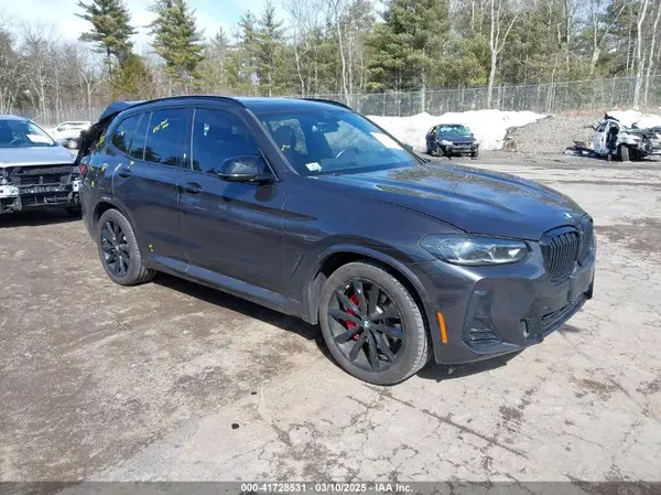 5UX83DP08R9X09466 2024 BMW X3 - Image 1