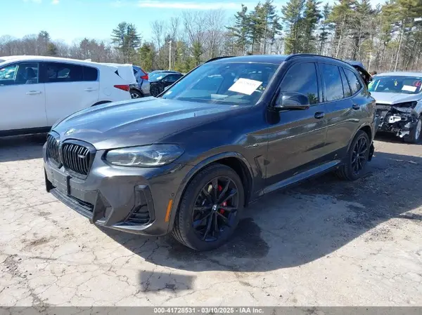 5UX83DP08R9X09466 2024 BMW X3 - Image 2
