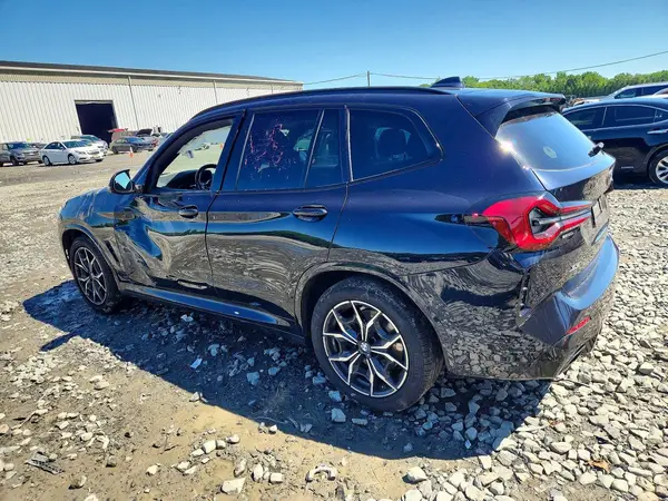 5UX83DP09N9L10320 2022 BMW X3 - Image 2