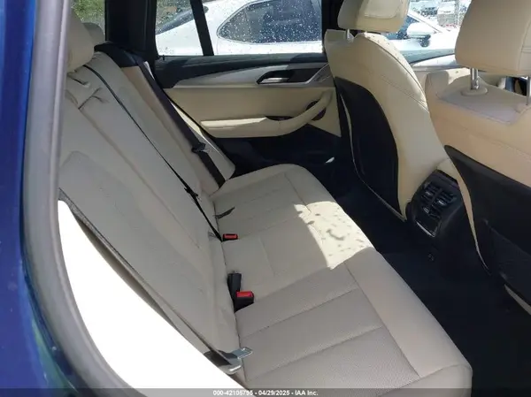 5UX83DP09R9V30255 2024 BMW X3 - Image 8