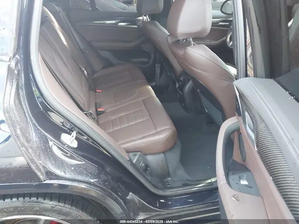 5UX83DP0XN9J01524 2022 BMW X3 - Image 8
