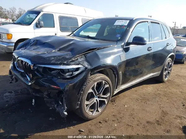 5UXCR4C00L9B41013 2020 BMW X5 - Image 2
