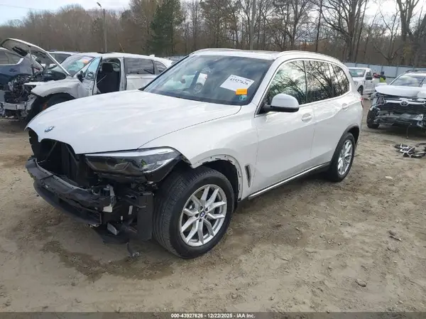 5UXCR4C00L9C10752 2020 BMW X5 - Image 2