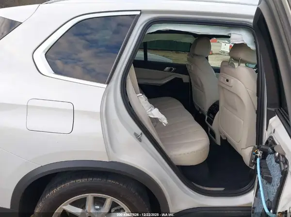 5UXCR4C00L9C10752 2020 BMW X5 - Image 8