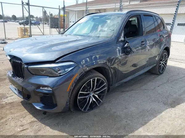 5UXCR4C00L9C29785 2020 BMW X5 - Image 2