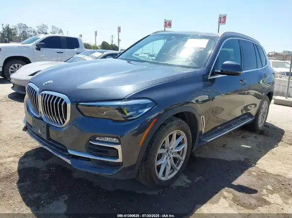 5UXCR4C00L9C35151 2020 BMW X5 - Image 2