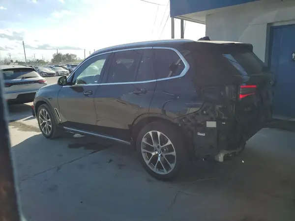 5UXCR4C00L9D57315 2020 BMW X5 - Image 2