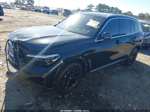 5UXCR4C00LLE30525 2020 BMW X5 - Image 2