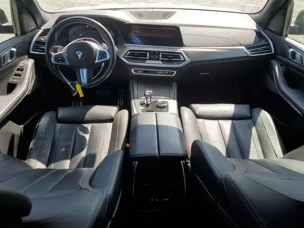 5UXCR4C00M9F54602 2021 BMW X5 - Image 8
