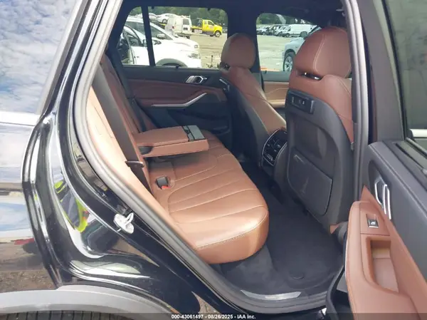 5UXCR4C00M9H72085 2021 BMW X5 - Image 8