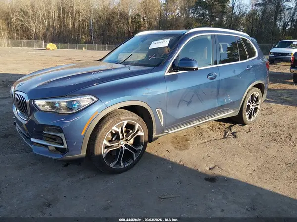 5UXCR4C00N9J11039 2022 BMW X5 - Image 2