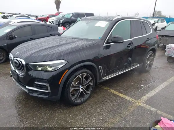 5UXCR4C00N9K38339 2022 BMW X5 - Image 2