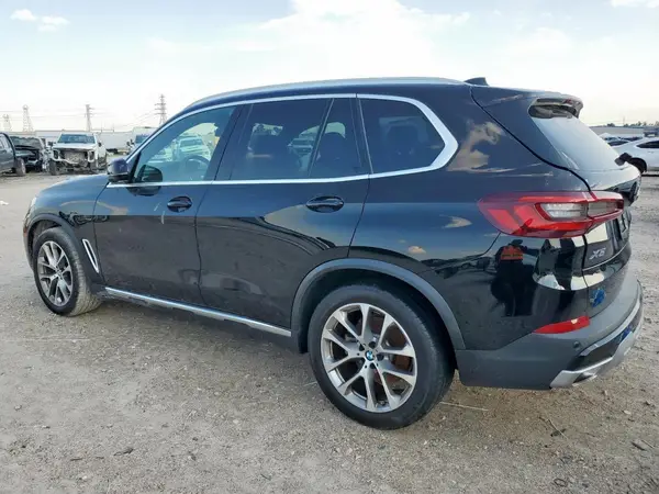 5UXCR4C00P9N83938 2023 BMW X5 - Image 2