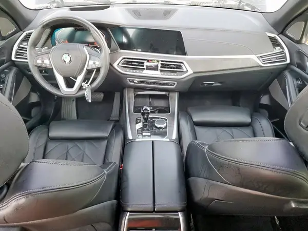 5UXCR4C00P9N83938 2023 BMW X5 - Image 8