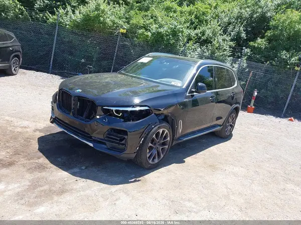 5UXCR4C00P9P47480 2023 BMW X5 - Image 2