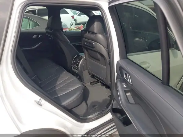 5UXCR4C00P9P91611 2023 BMW X5 - Image 8