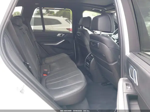 5UXCR4C01L9C02935 2020 BMW X5 - Image 8